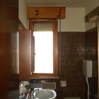Ristrutturazione completa del bagno - stato iniziale 