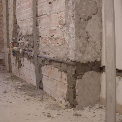 Altre ristrutturazioni parziali: bagno, cucina, taverna;
manutenzioni ad impianti idrotermosanitario
ed elettrico - nuovo attacco sanitario cucina 