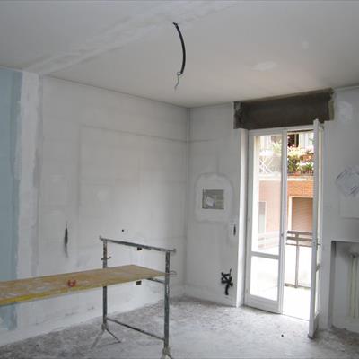 Ristrutturazione dell'appartamento in condominio e della singola unità immobiliare autonoma - tracce finite a gesso 