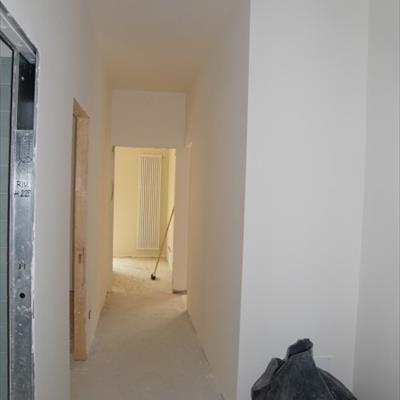 Ristrutturazione dell'appartamento in condominio e della singola unità immobiliare autonoma - tutto pronto per posa pavimento in legno 
