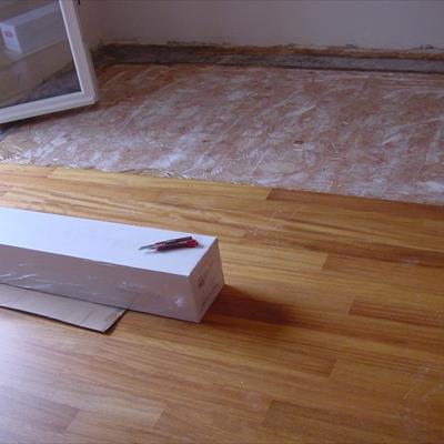 Ristrutturazione dell'appartamento in condominio e della singola unità immobiliare autonoma - posa parquet prefinito 
