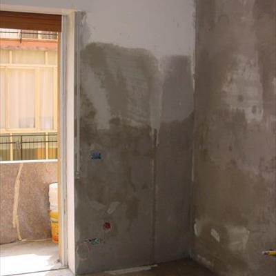Altre ristrutturazioni parziali: bagno, cucina, taverna;
manutenzioni ad impianti idrotermosanitario
ed elettrico - intonaci e chiusure tracce a pavimento 
