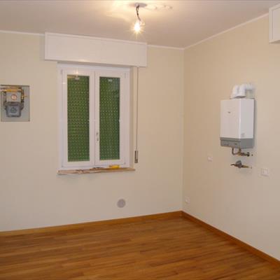 Ristrutturazione dell'appartamento in condominio e della singola unità immobiliare autonoma - cucina finita, scaldabagno a gas camera stagna 